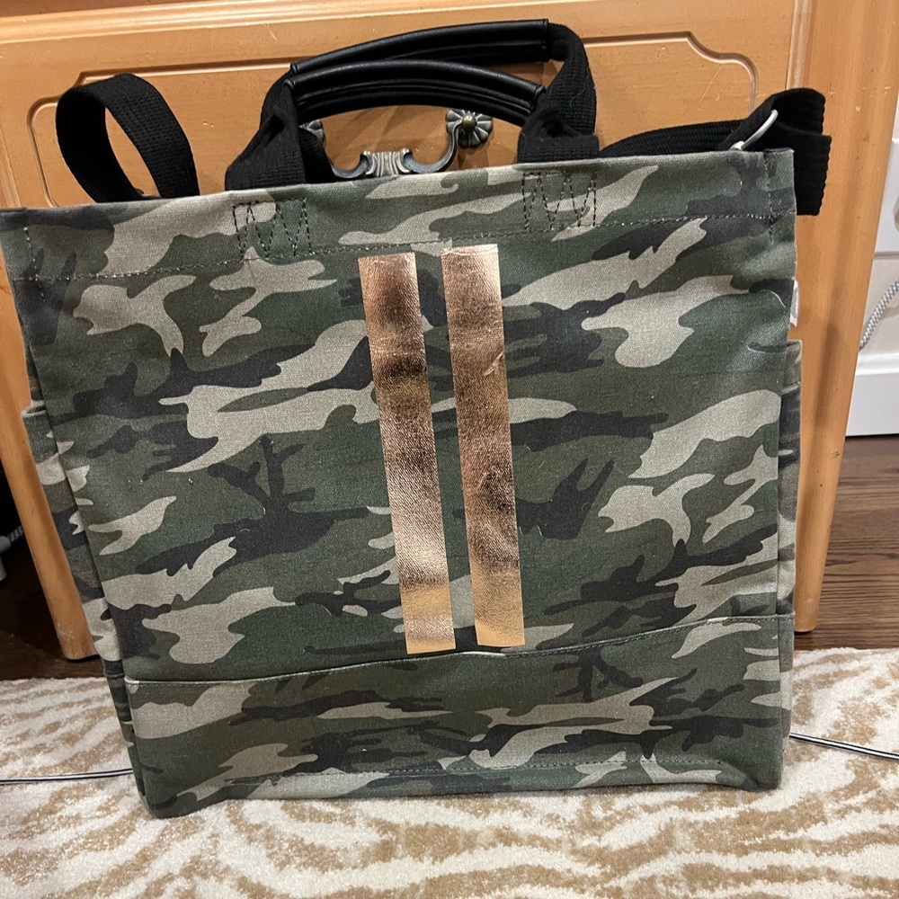 Quilted koala/canvas koala camo tote with Crossbody strap